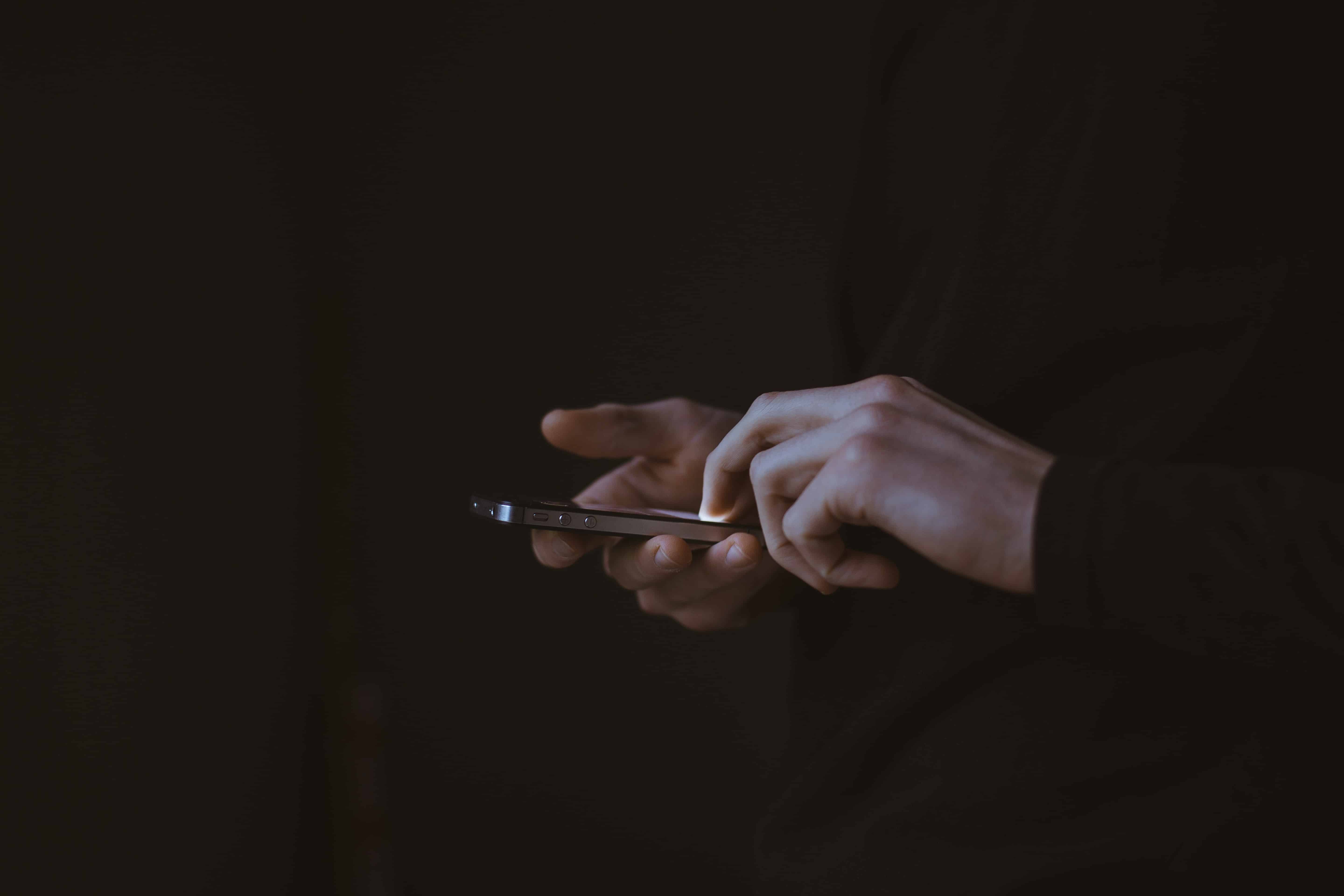 Tracciamento dati smartphone e privacy: una App vi guarda...