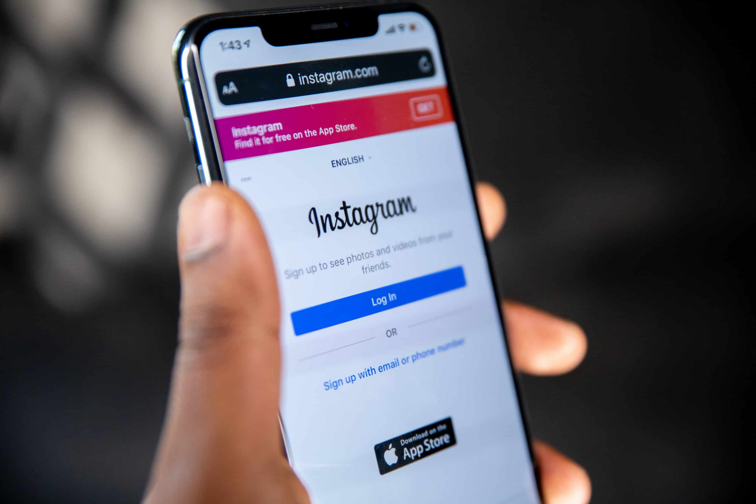 Instagram, un bug dava accesso alla App tramite un'immagine modificata